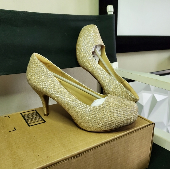 DREAM PAIRS Womens Tiffany Heel Dress Pump Size 10 - Picture 10 of 10